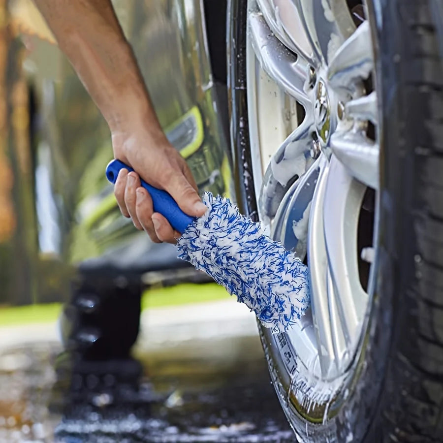 1PCS Portable Plush Car Cleaning Brush – Multifunctional Tire & Rim Care Tool